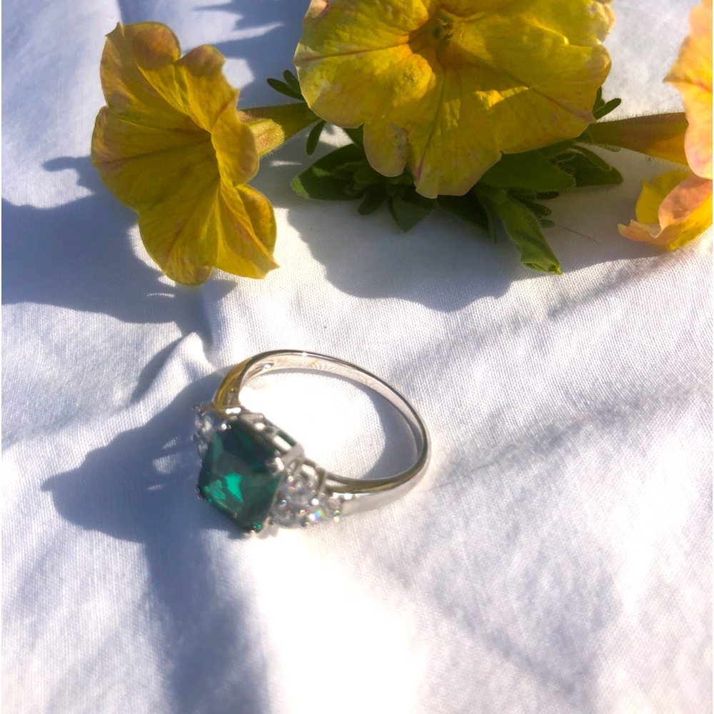 Womens Ring - Green